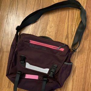 Patagonia Messenger Bag, Purple!!!